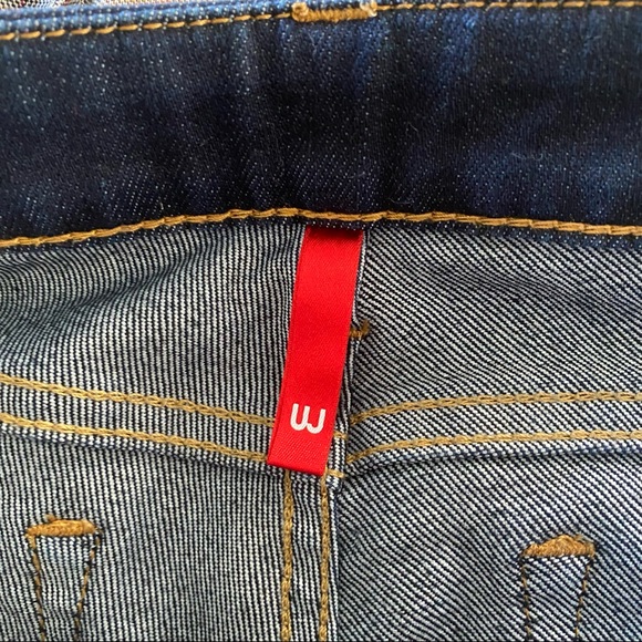 Uniqlo Skinny Fit Tapered Middle Rise Jean, Dark Wash Size 28 - Picture 3 of 6